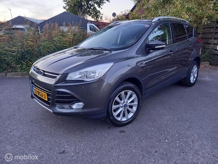 Ford Kuga 0