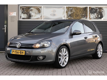 Volkswagen Golf 0