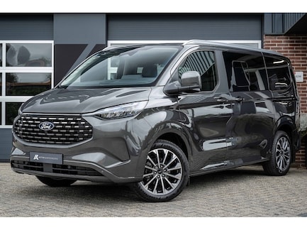 Ford Tourneo Custom 0