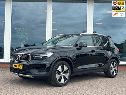 Volvo XC40 0
