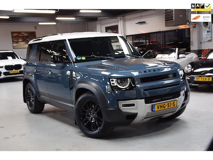 Land Rover Defender 0