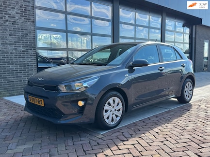 Kia Rio 0