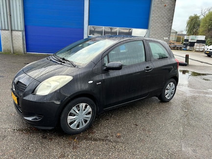 Toyota Yaris 0