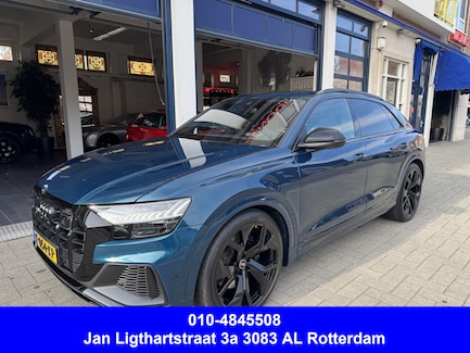 Audi SQ8 0
