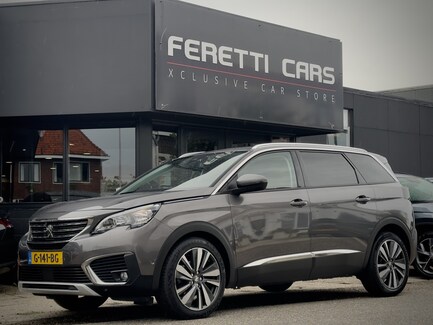Peugeot 5008 0