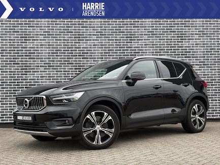 Volvo XC40 0