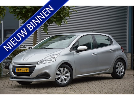 Peugeot 208 0
