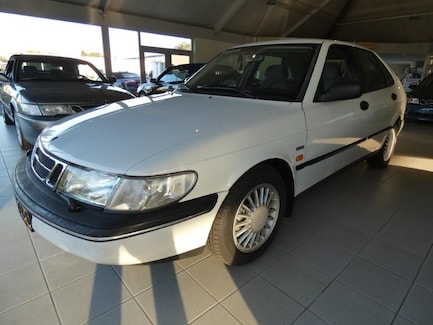 Saab 900 0