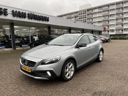 Volvo V40 Cross Country 0
