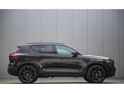 Volvo XC40 0