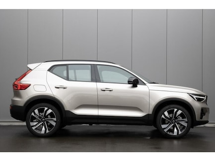 Volvo XC40 0