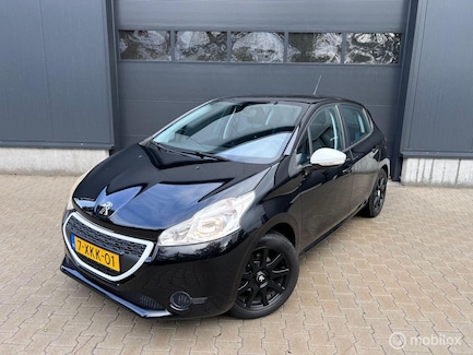 Peugeot 208 0