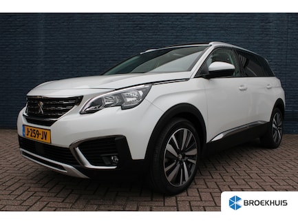 Peugeot 5008 0