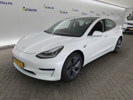 Tesla Model 3 0