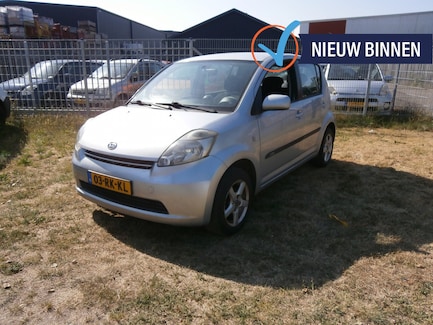 Daihatsu Sirion 0