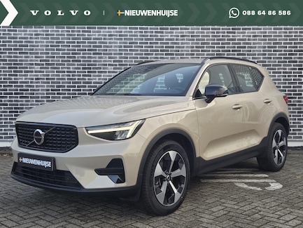Volvo XC40 0