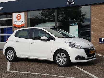 Peugeot 208 0