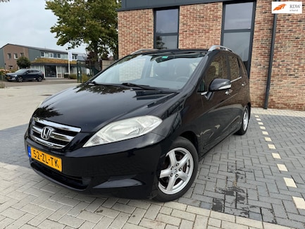 Honda FR-V 0