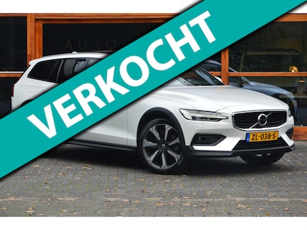Volvo V60 Cross Country 0