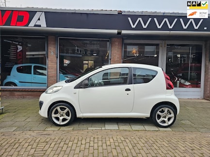 Peugeot 107 0