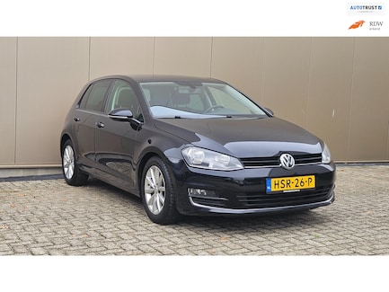 Volkswagen Golf 0