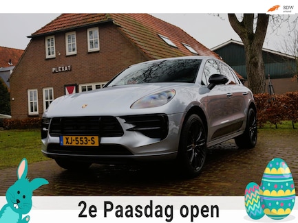 Porsche Macan 0