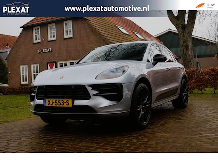Porsche Macan 0