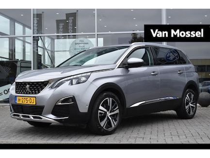 Peugeot 5008 0