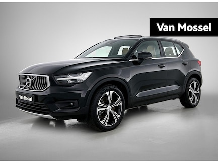 Volvo XC40 0