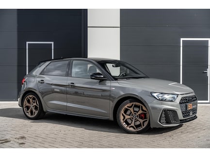 Audi A1 0