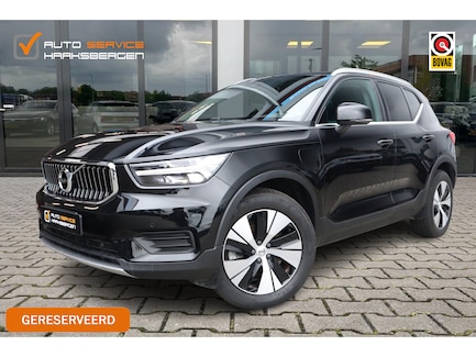 Volvo XC40 0