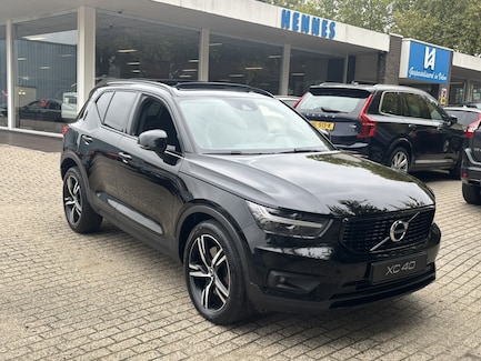 Volvo XC40 0