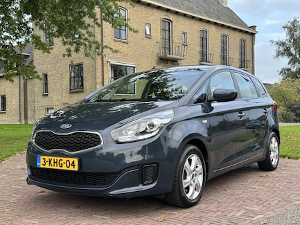Kia Carens 0