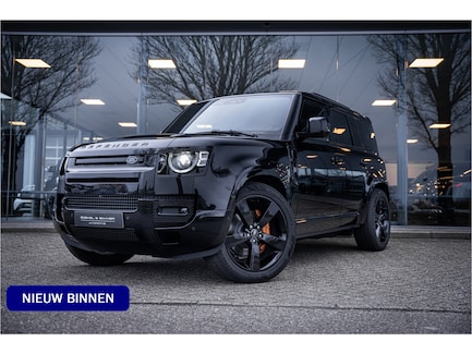 Land Rover Defender 0