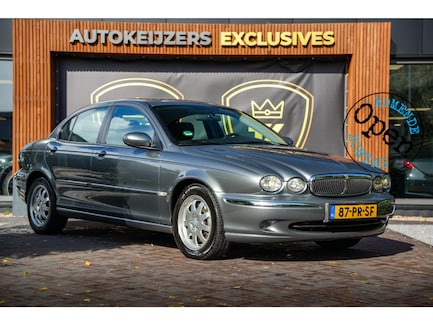 Jaguar X-Type 0