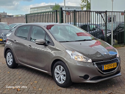 Peugeot 208 0