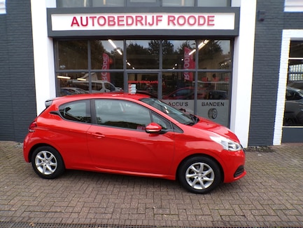Peugeot 208 0