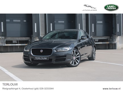 Jaguar XE 0