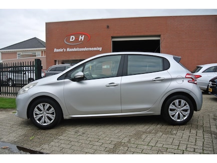 Peugeot 208 0