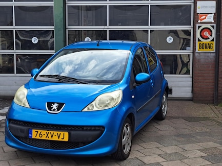 Peugeot 107 0