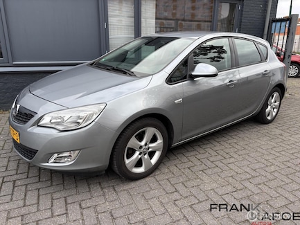 Opel Astra 0