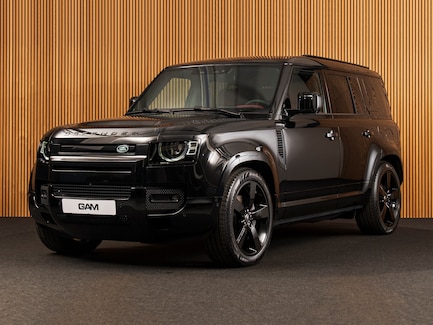 Land Rover Defender 0