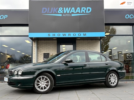 Jaguar X-Type 0