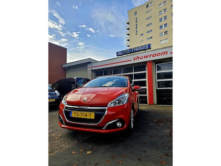 Peugeot 208 0