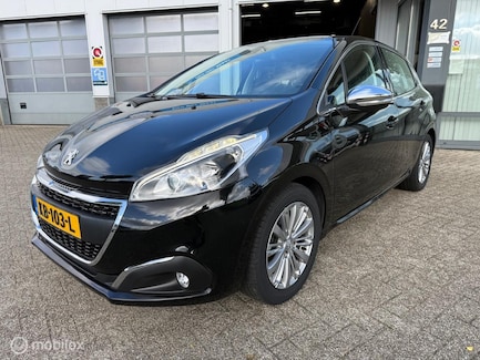 Peugeot 208 0