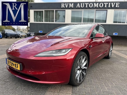 Tesla Model 3 0