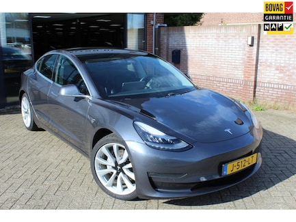 Tesla Model 3 0