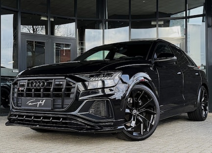 Audi SQ8 0