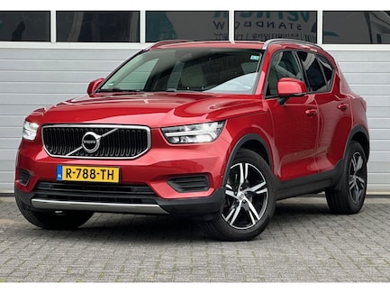 Volvo XC40 0