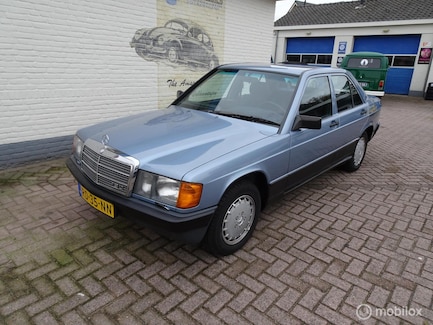 Mercedes-Benz 190-Serie 0